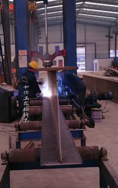 甘肃榆中钢结构厂H型钢组立机