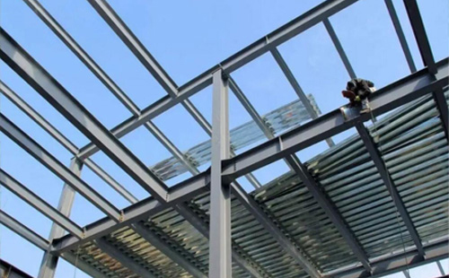 榆中榆中钢结构加工中的切割与钻孔精度控制要点